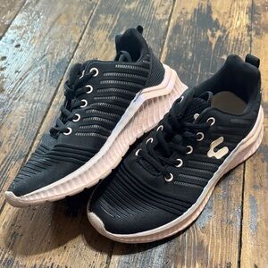 Kids Black Sneakers with Shimering Light Pink Soles - Lightweight Athletic Shoes